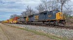 CSX 4752 leads I135.